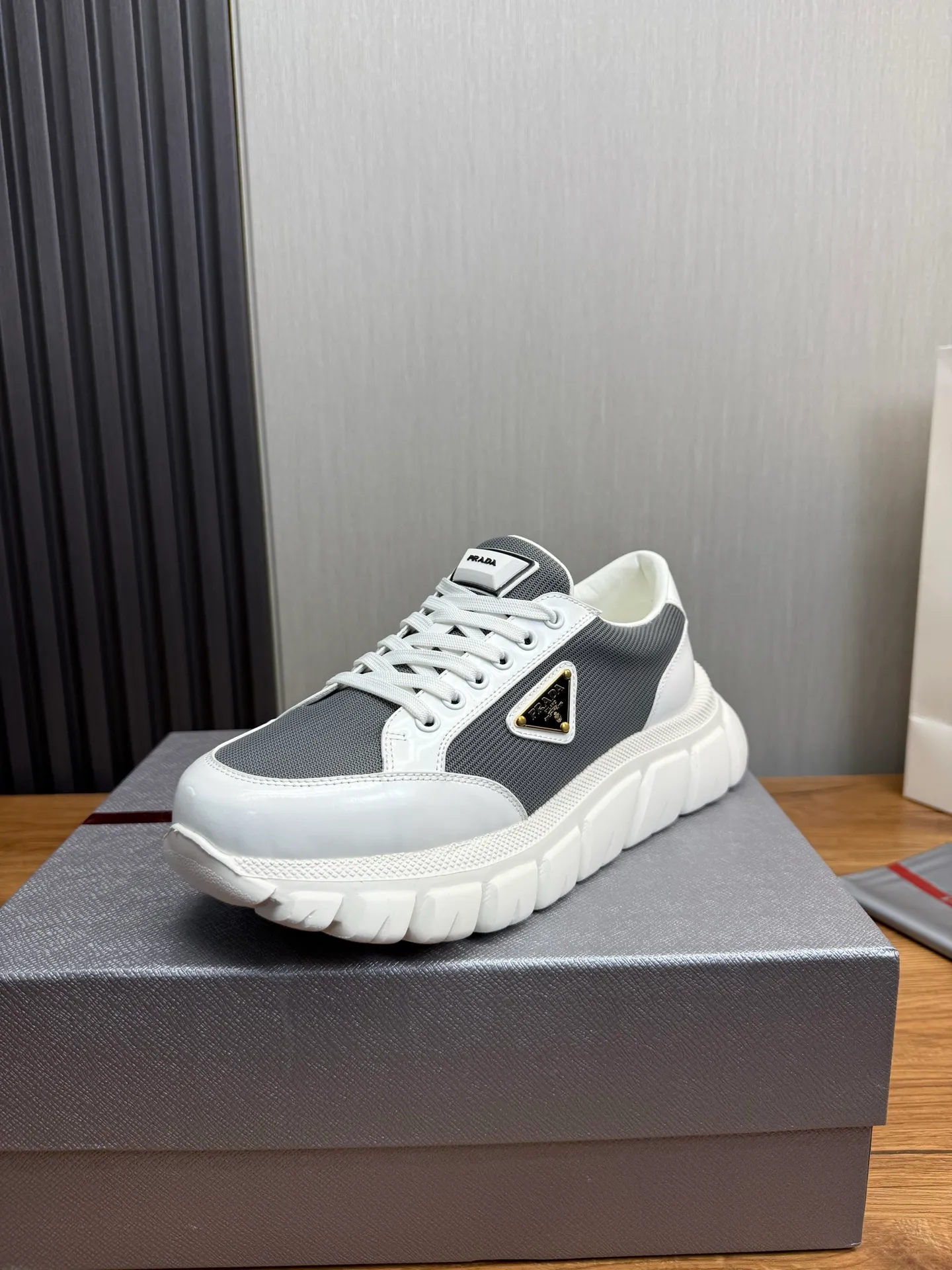 Men's shoes 💰580💰 [PRADA] Popular men's shoes shipped 👏Official website synchronization ⬆️Original cowhide fabric + cowhide lining, 1⃣️:1⃣️reproduction, original sole, 38-45 (45. Customized, non-refundable)